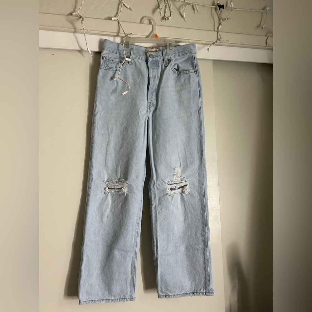 Levi Straight Ankle Jeans